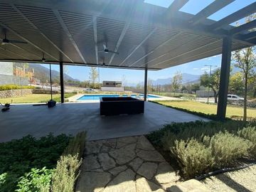 VENTA DE CASA EN CASTAÑOS DEL VERGEL CARRETERA NACIONAL