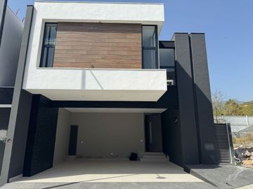 VENTA DE CASA EN BRISAS DEL VERGEL EL BARRO CARRTERA NACIONAL