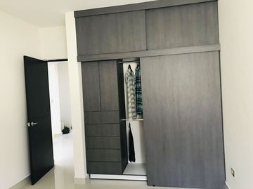 CASA EN VENTA EN CUMBRES ALLEGRO