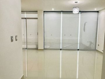 CASA EN VENTA EN CUMBRES ALLEGRO