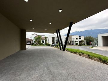 VENTA DE CASA EN LA HERRADURA CARRETERA NACIONAL