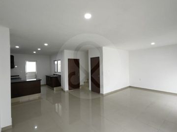 Real de Palmas  Casa en venta en Villahermosa Centro
