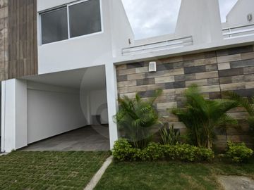 Real de Palmas  Casa en venta en Villahermosa Centro