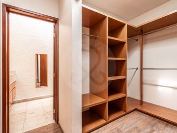 Casa en venta en Paseo de las Lomas