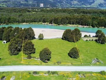 Patagonia, Hermosa parcela orilla del rio Murta