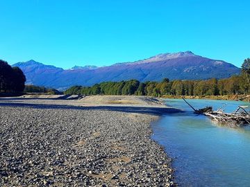 Patagonia, Hermosa parcela orilla del rio Murta