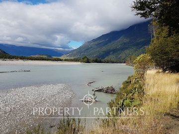 Patagonia, 600ha  campo a orillas rio Murta