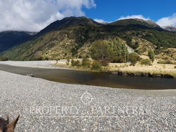 Patagonia, 600ha  campo a orillas rio Murta