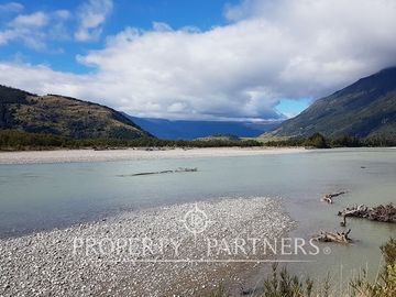 Patagonia, 600ha  campo a orillas rio Murta