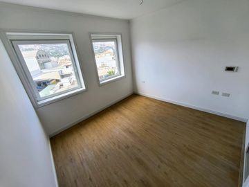 VENDO DEPARTAMENTOS DE ESTRENO EN LA AVENIDA LA ENCALADA - MONTERRICO