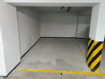 VENDO DEPARTAMENTOS DE ESTRENO EN LA AVENIDA LA ENCALADA - MONTERRICO