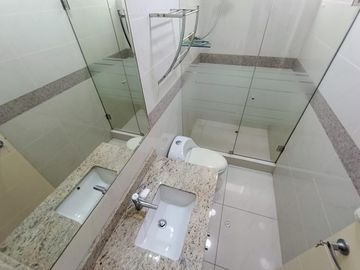 VENDO DEPARTAMENTO A MEDIA CUADRA DEL MALECÓN DE MIRAFLORES