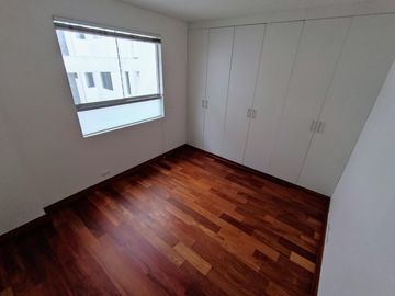VENDO DEPARTAMENTO A MEDIA CUADRA DEL MALECÓN DE MIRAFLORES