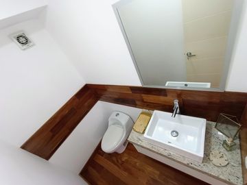 VENDO DEPARTAMENTO A MEDIA CUADRA DEL MALECÓN DE MIRAFLORES