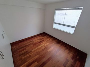 VENDO DEPARTAMENTO A MEDIA CUADRA DEL MALECÓN DE MIRAFLORES