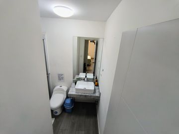 ENTA DE DEPARTAMENTO 2 DORMITORIOS EN ESTUDIO 4 BARRANCO VISTA AL MAR IDEAL PARA INVERSIÓN (AIRBNB)