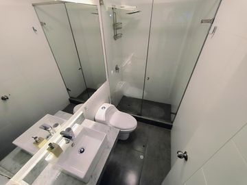 DEPARTAMENTO EN VENTA EDIFICIO STELAR BARRANCO, 3 DORMITORIOS, IDEAL PARA INVERSIÓN (AIRBNB)