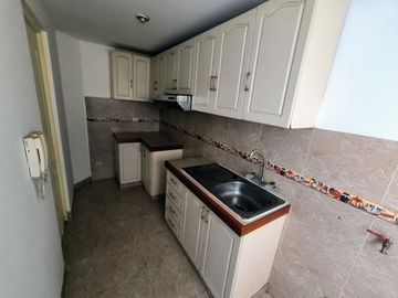 VENDO DEPARTAMENTO DE 2 DORMITORIOD EN LINCE