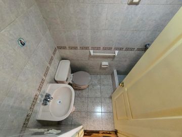 VENDO DEPARTAMENTO DE 2 DORMITORIOD EN LINCE