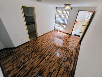 VENDO DEPARTAMENTO DE 2 DORMITORIOD EN LINCE