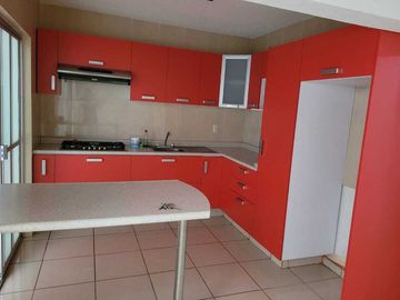 SE VENDE CASA EN LEÓN GUANAJUATO, ECHEVESTE