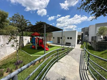 CASA EN VENTA EN AMORADA CARRETERA NACIONAL SANTIAGO