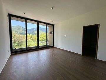 CASA EN VENTA EN AMORADA CARRETERA NACIONAL SANTIAGO