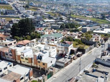 Casa en venta Calderon, marianitas, Sector Coral