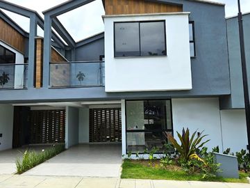 ARRIENDO de CASA CAMPESTRE en PEREIRA