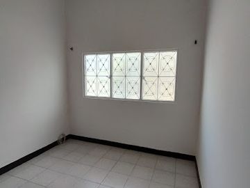 VENTA de CASAS en GIRON