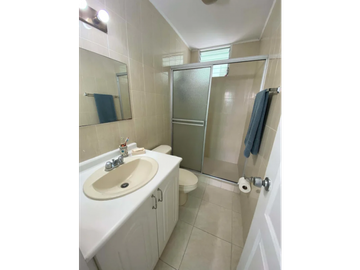 SE VENDE APARTAMENTO EN BETANIA NEGOCIABLE