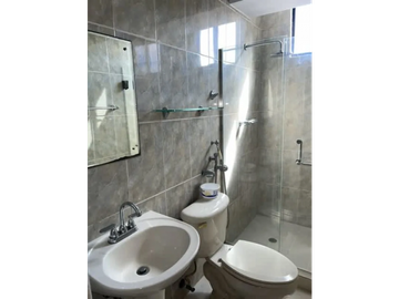 SE VENDE APARTAMENTO EN LA 12 DE OCTUBRE