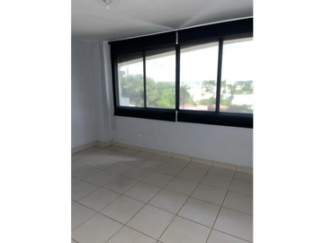 SE VENDE APARTAMENTO EN LA 12 DE OCTUBRE