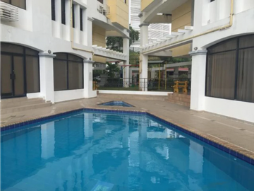 SE VENDE APARTAMENTO EN LA 12 DE OCTUBRE