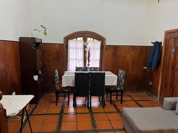Casa con Departamento en venta en Merlo Sur
