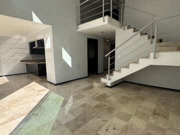Casa en Venta en Solares - Coto 6 28
