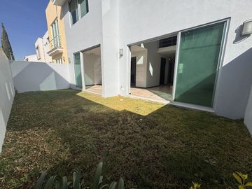 Casa en Venta en Solares - Coto 6 28