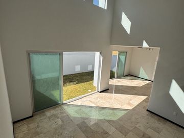 Casa en Venta en Solares - Coto 6 28
