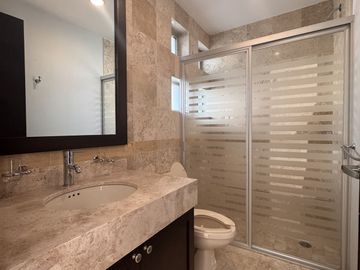 Casa en Venta en Solares - Coto 6 28