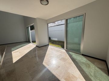 Casa en Venta en Solares - Coto 6 28