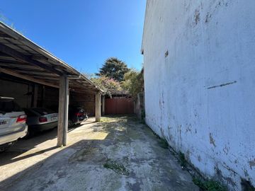 Doble lote a la venta en Bernal