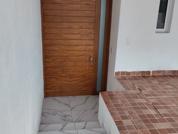 CASA EN VENTA PEDREGAL DE SCHOENSTATT