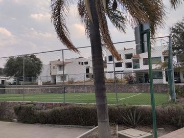 CASA EN VENTA PEDREGAL DE SCHOENSTATT