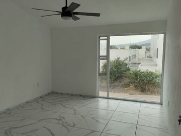 CASA EN VENTA PEDREGAL DE SCHOENSTATT