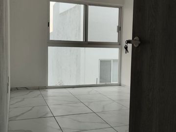 CASA EN VENTA PEDREGAL DE SCHOENSTATT