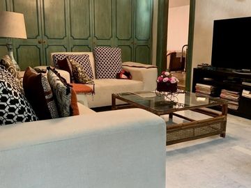 Venta Casa de Lujo en Colonia Florida: Espacios Amplios y Diseño Funcional en el