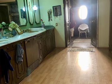Venta Casa de Lujo en Colonia Florida: Espacios Amplios y Diseño Funcional en el