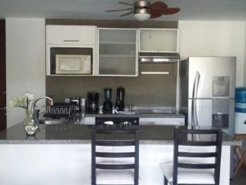 DEPARTAMENTO EN VENTA EN MARINA IXTAPA, MUELLE 1, ZUHUATANEJO DE AZUETA