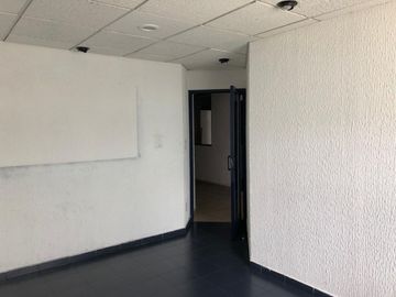 Renta Oficinas 276m2 Santa Fe enfrente  Ibero