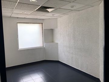 Renta Oficinas 276m2 Santa Fe enfrente  Ibero